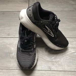 Brooks Glycerin 20 Black/Grey size 8 Men’s
